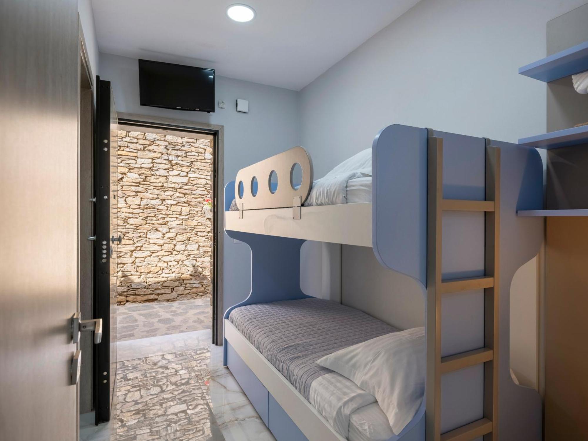 Peters Place - Paros Resort Parasporos Exterior photo